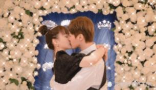 男子拉车门盗窃，顺走16瓶白酒